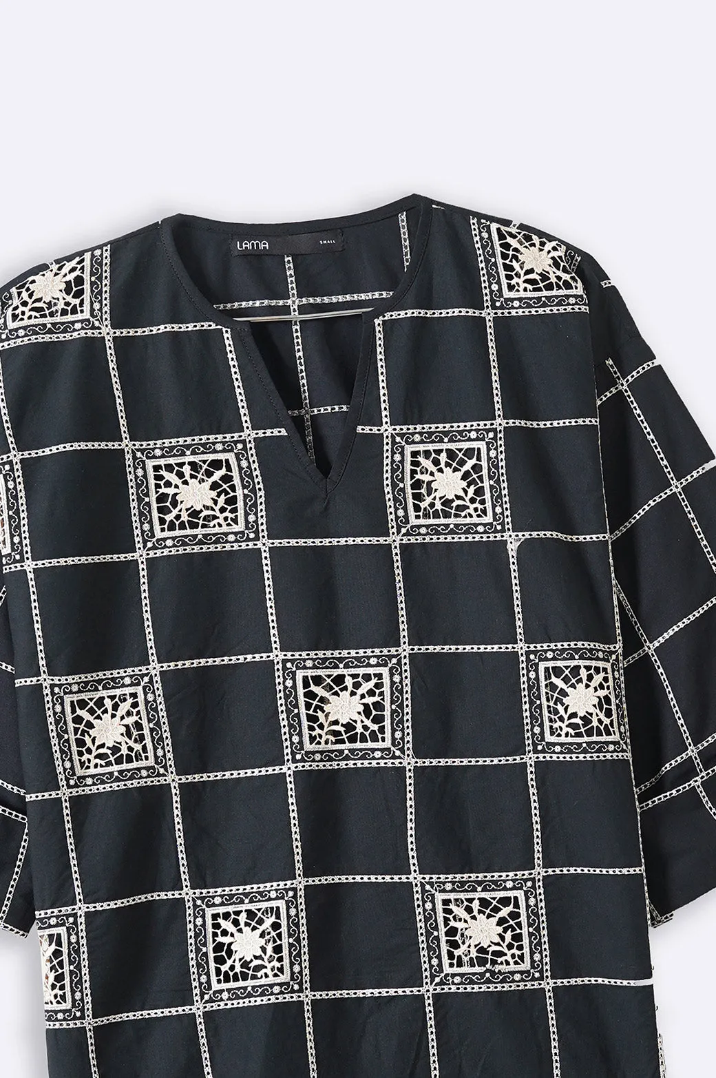 CROCHET TUNIC WITH POCKETS