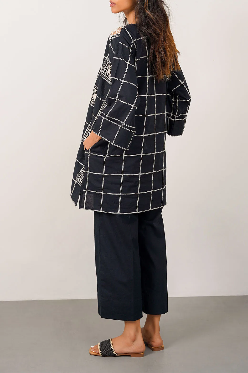 CROCHET TUNIC WITH POCKETS