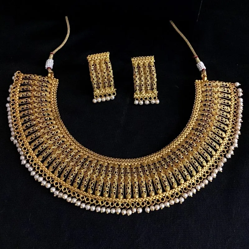 Gold Polish Round Necklace Set 3657-35925