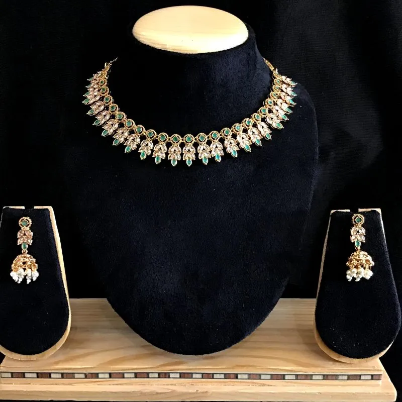 Green Gold Look Necklace Set 11463-7518