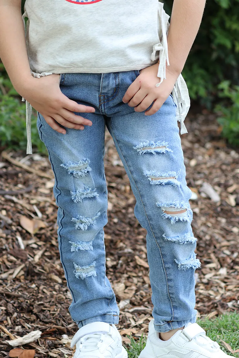 Light blue ripped  skinny jeans. png25113066-amy