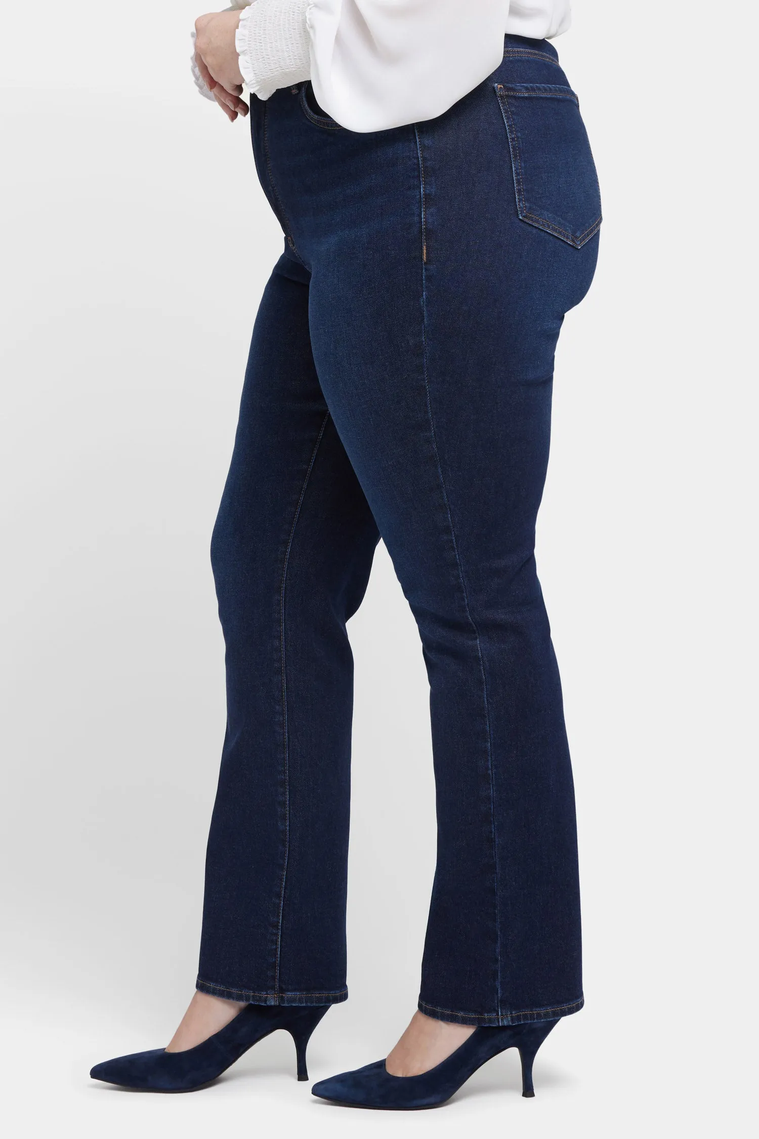 Marilyn Straight Jeans In Plus Size - River Bridge