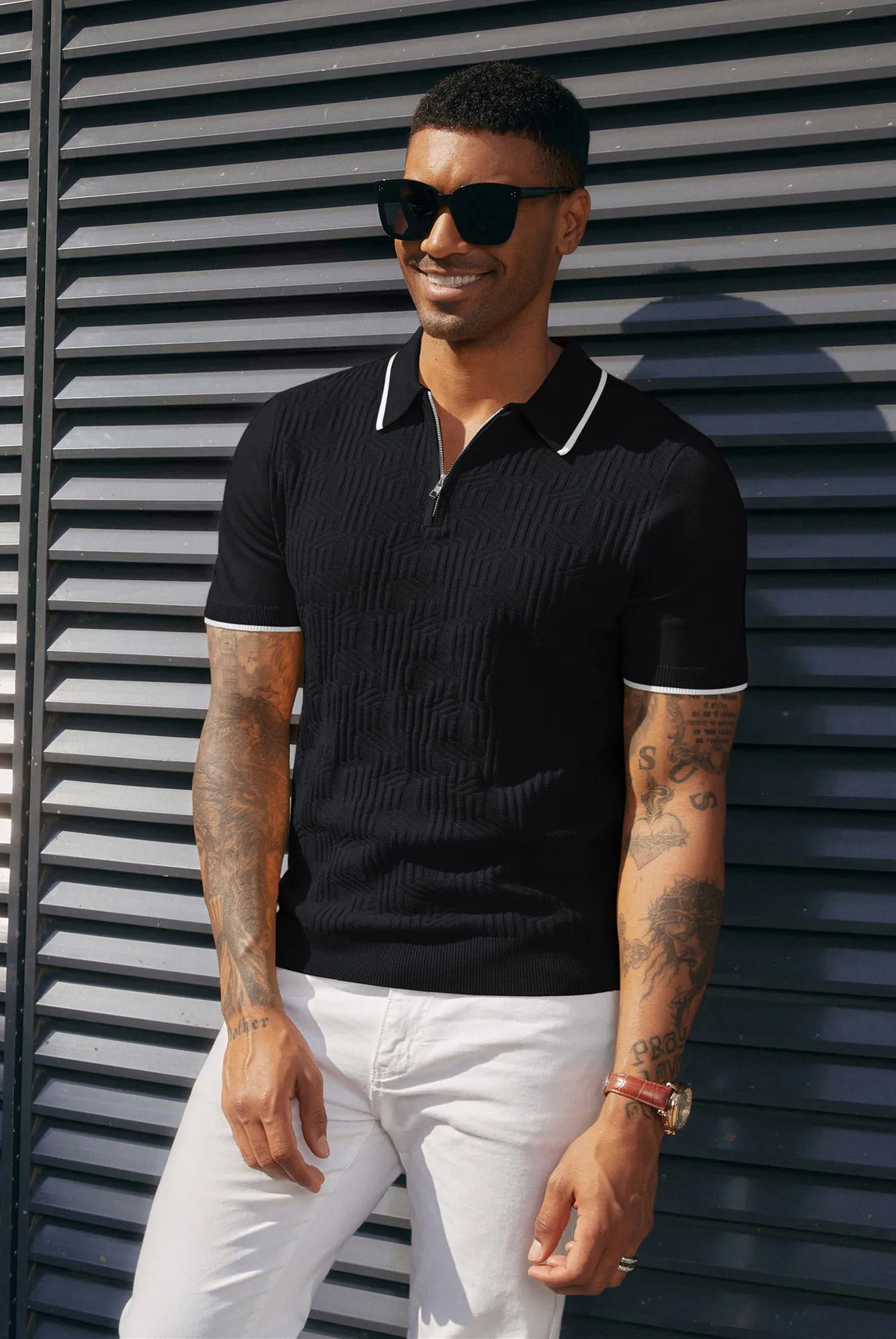 Men Textured Knitwear Short Sleeve Lapel Collar Zip-up Neck Knitted Tops