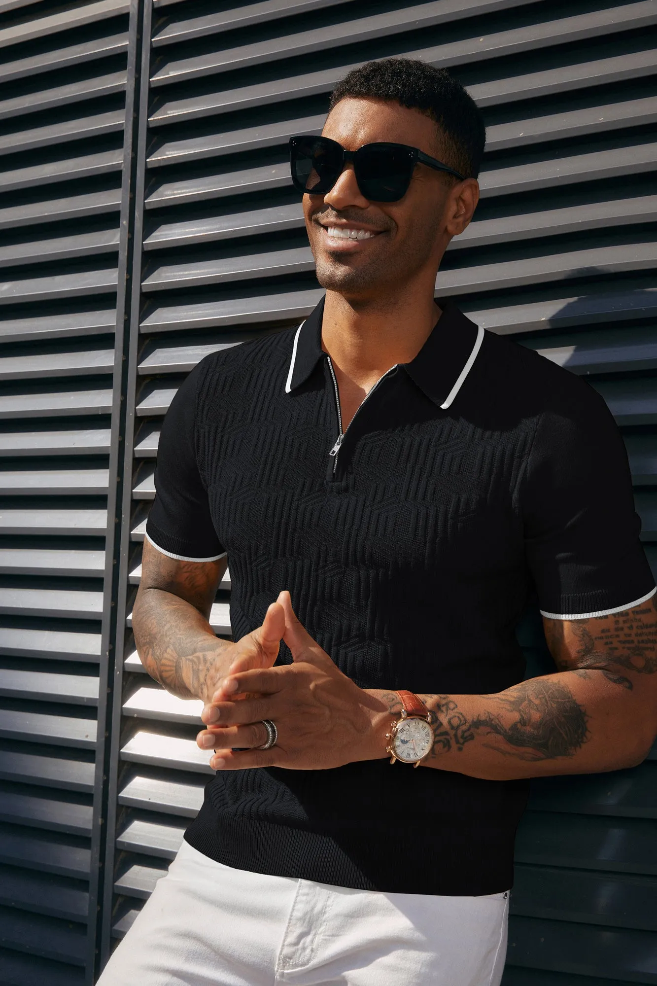 Men Textured Knitwear Short Sleeve Lapel Collar Zip-up Neck Knitted Tops