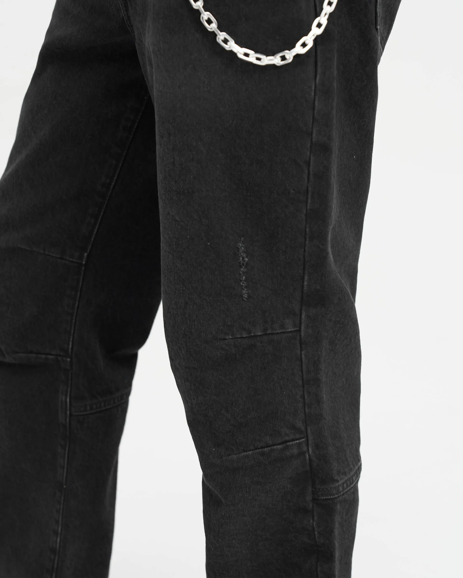 Off Black R2 Stepped Hem Denim: Modernized Classic Jeans for a Contemporary Look