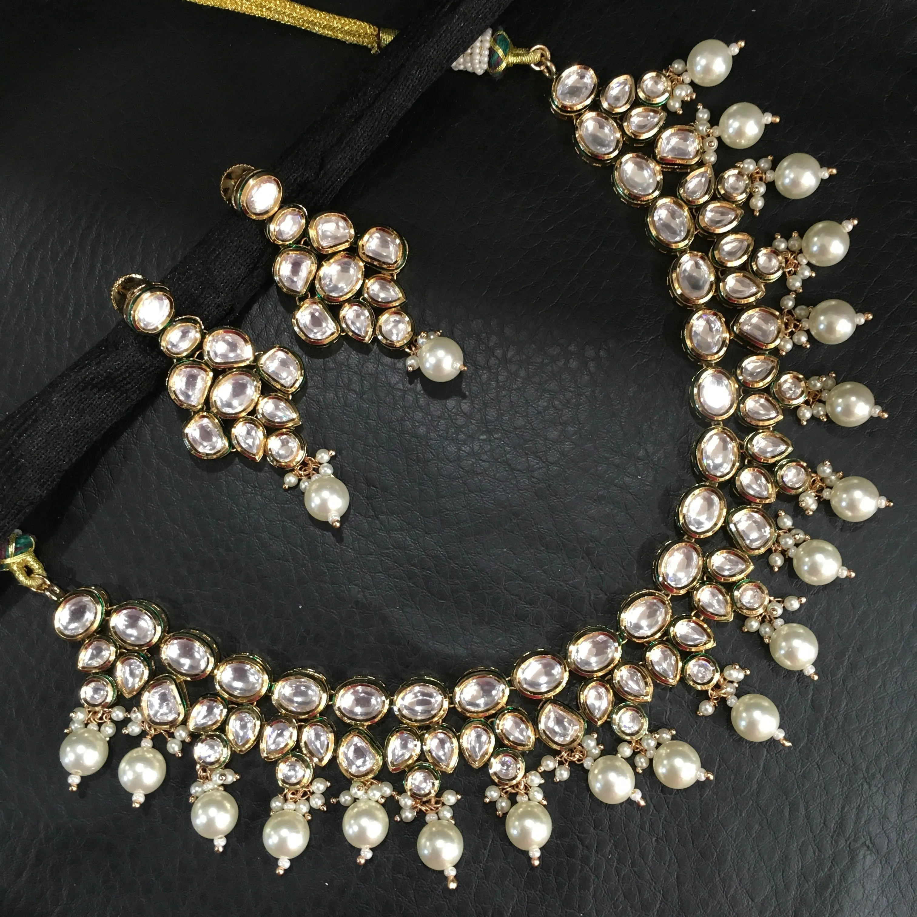 Round Neck Kundan Necklace 4258-68
