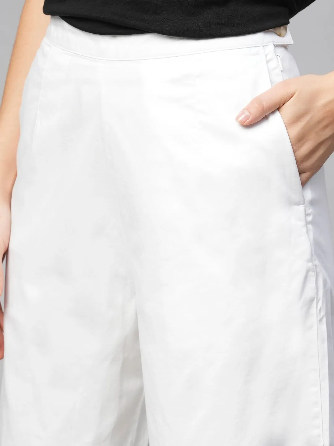 Women's White Cotton Elastane Regular Fit Pant